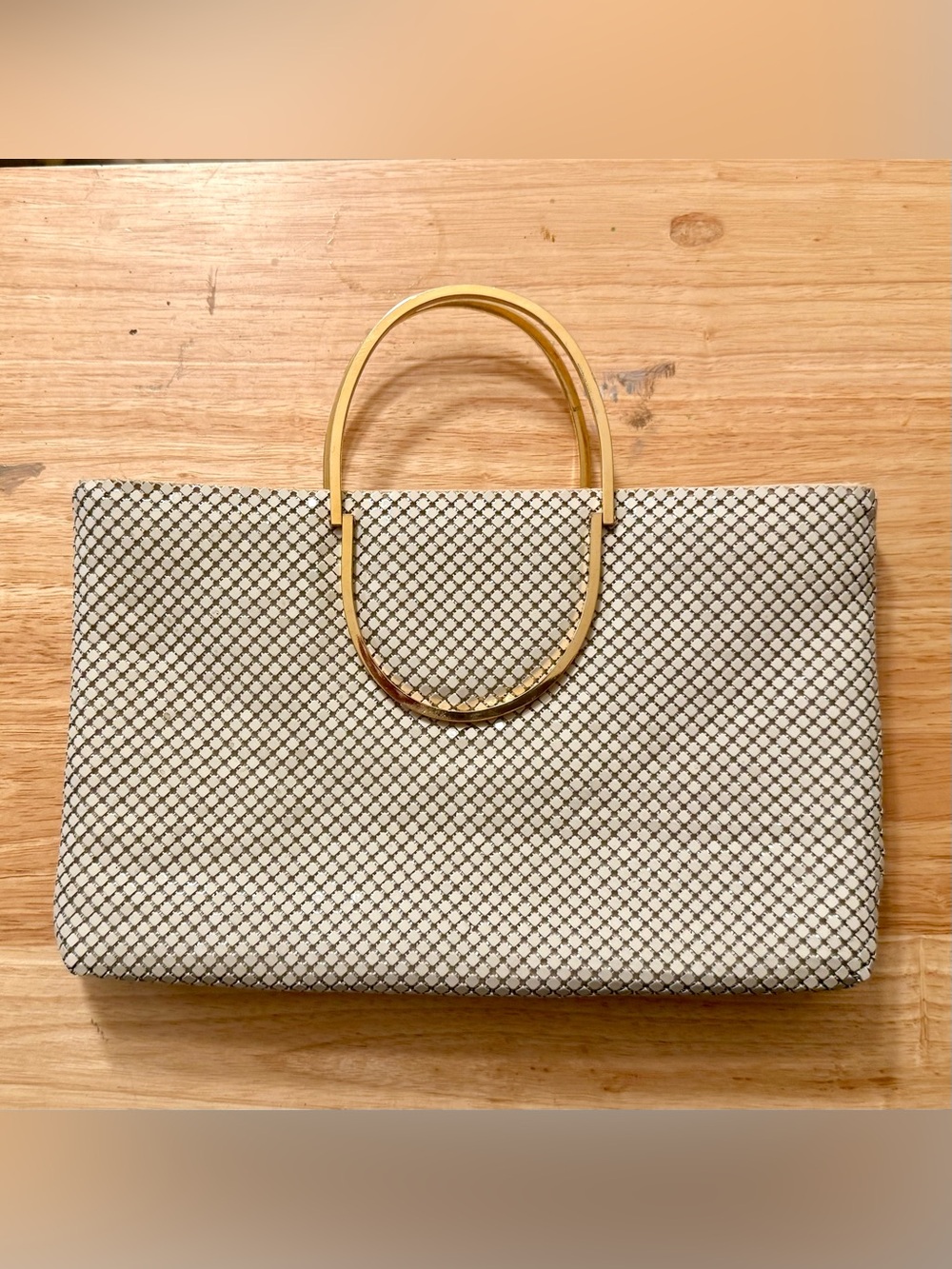 Vintage ivory Metallic Mesh Clutch Handbag in with adjustable Gold handles